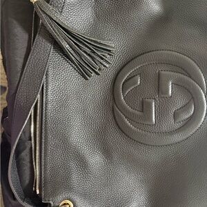 Gucci Black Pebbled Leather Shoulder Bag with Tassel